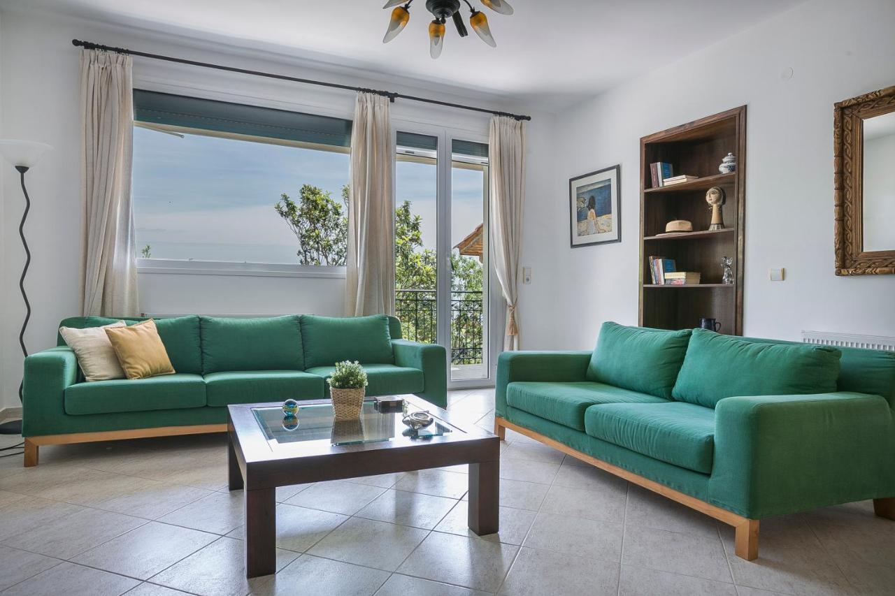 Villa Rania Lourdata  Exterior foto